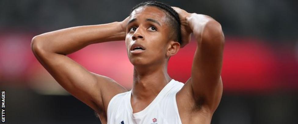 Daniel Rowden missed out on a spot in the 800m final by five thousandths of a second Daniel Rowden missed out on a spot in the 800m final by five thousandths of a second