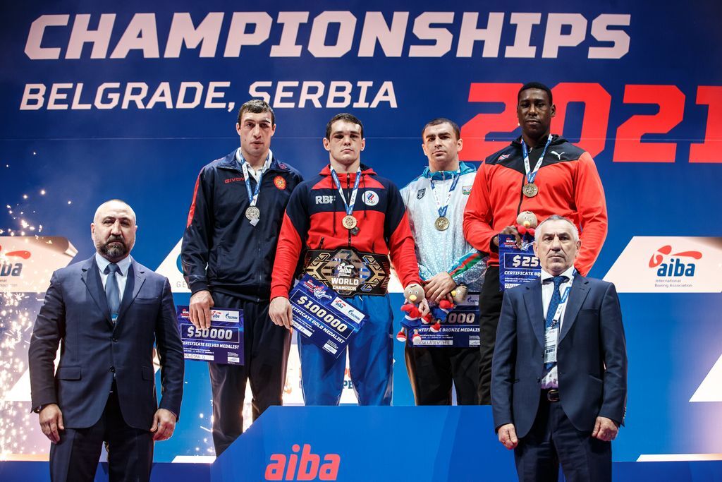 T&T’s boxer Nigel Paul, right, with his bronze medal and US$25,000 after he lost 4-1 to Mark Petrovskii, second from left, of Russia in their semi-final match. Petrovskiii won the title after defeating Armenia’s Davit Chaloyan, who had to settle for the silver medal and US$50,000 in the Men’s Super heavyweight (92+ Kg) at the AIBA World Boxing Championships in Serbia on Friday. Petrovskii, the gold medalist earned US$100,000, while the other bronze medallist was Mahammad Abdullayev, third from right, of Azerbaijan. He also collected US$25,000. Paul, 27, is the first boxer from the T&T to win a medal at the AIBA World Championships. It’s the only medal won by a boxer from the Caribbean at the tournament. Picture courtesy AIBA T&T’s boxer Nigel Paul, right, with his bronze medal and US$25,000 after he lost 4-1 to Mark Petrovskii, second from left, of Russia in their semi-final match. Petrovskiii won the title after defeating Armenia’s Davit Chaloyan, who had to settle for the silver medal and US$50,000 in the Men’s Super heavyweight (92+ Kg) at the AIBA World Boxing Championships in Serbia on Friday. Petrovskii, the gold medalist earned US$100,000, while the other bronze medallist was Mahammad Abdullayev, third from right, of Azerbaijan. He also collected US$25,000. Paul, 27, is the first boxer from the T&T to win a medal at the AIBA World Championships. It’s the only medal won by a boxer from the Caribbean at the tournament. Picture courtesy AIBA