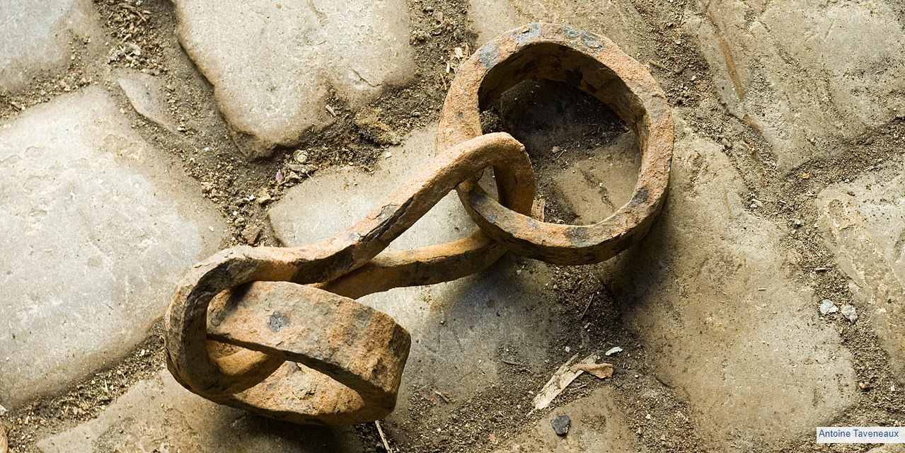 Antoine Taveneaux, CC BY-SA 3.0 , via Wikimedia Commons (obtained via: siga-sport.com) Antoine Taveneaux, CC BY-SA 3.0 , via Wikimedia Commons (obtained via: siga-sport.com)