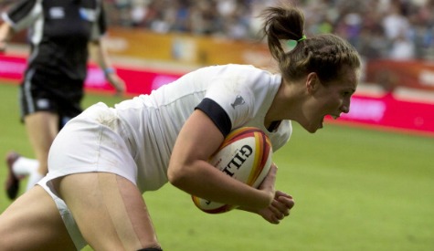 Emily Scarratt scored a try minutes from full time to seal victory for England ©AFP/Getty Images