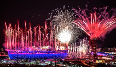 Fireworks_draw_to_an_end_the_opening_ceremony_of_the_2012_London_Olympic_Games1